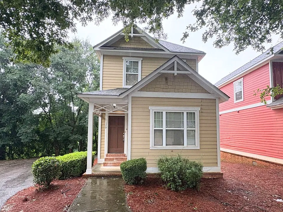 112 Magnolia Bluff Dr