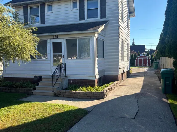 124 Helen Dr, Rossford, OH 43460