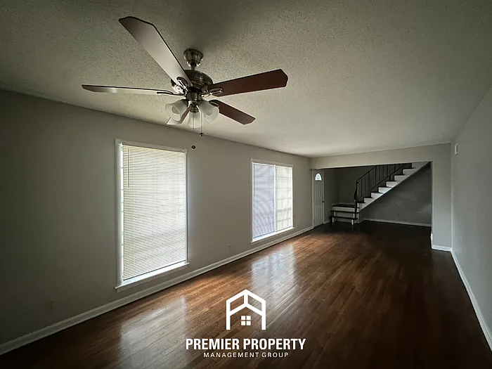 3248 Bluemont Dr — Photo 3