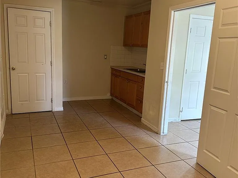 706 Arianne Ct — Photo 20