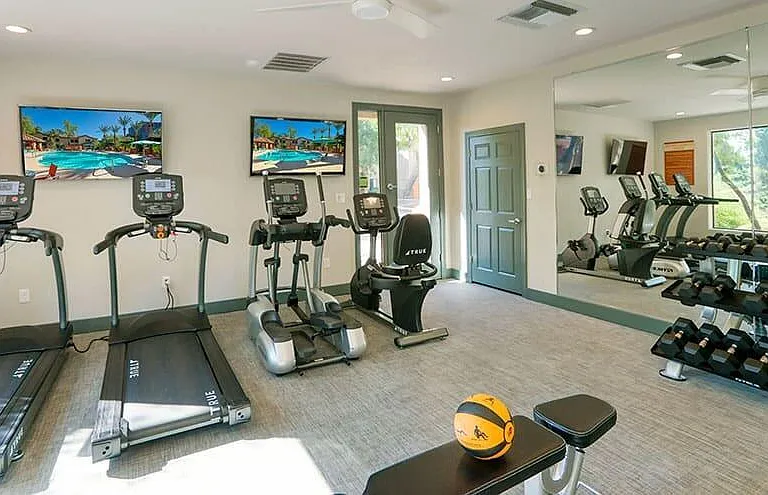 3255 S Dorsey Ln #2 — Photo 15