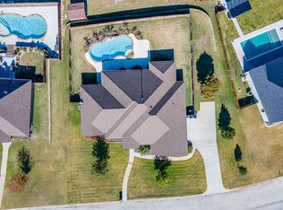 1504 Lance St, Bowie, TX 76230