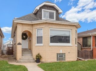 4830 W Ainslie St, Chicago, IL 60630