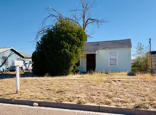 303 Avenue B, Levelland, TX 79336