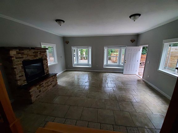 5th image of 18203 Smokey Point Blvd APT B