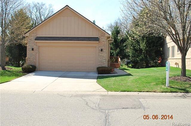 1st image of 35001 White Pine Trl #1