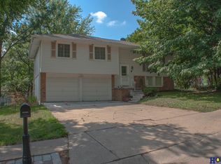 12573 Yates St, Omaha, NE 68164