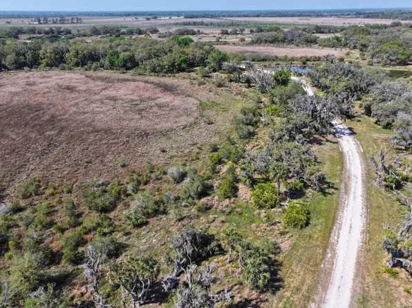 Amber Bell Trl, Lake Placid, FL 33852