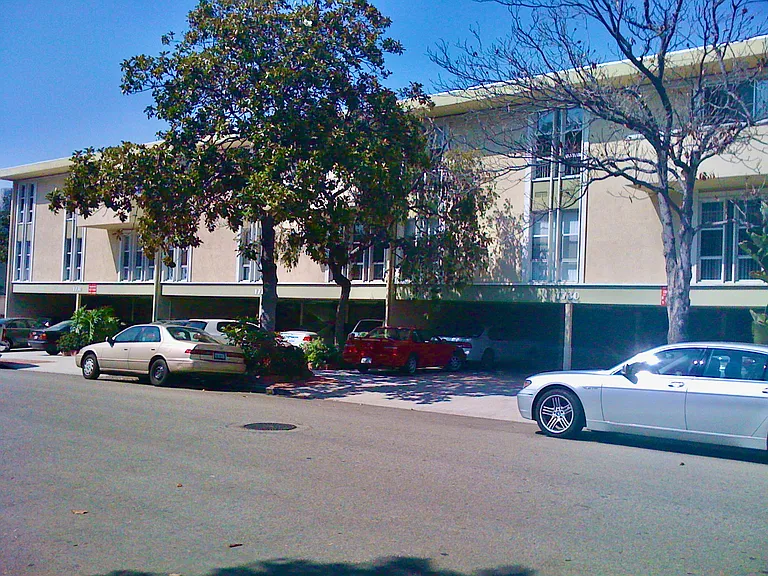 1730 Glendon Ave #7 — Photo 13