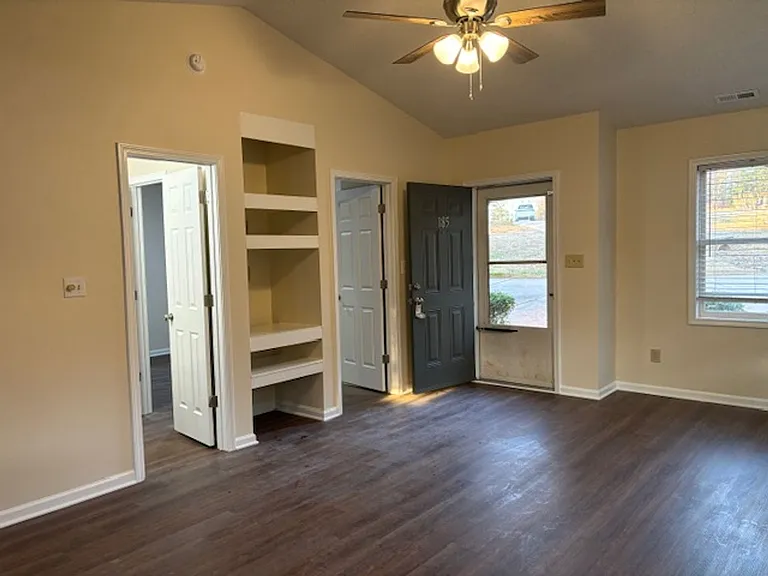 185 Isle Of Pines Rd — Photo 2