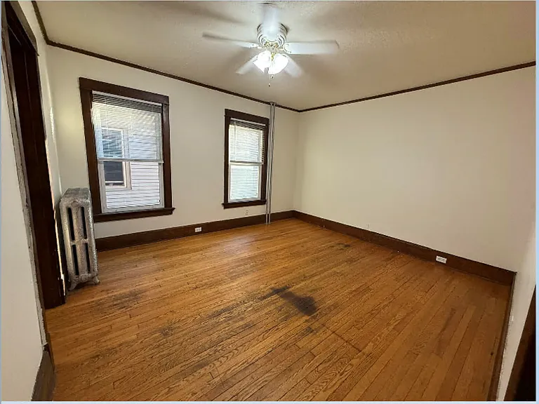 1975 E Washington Ave #1B — Photo 8