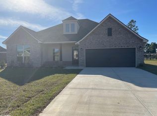 10069 Chipper Ln, Foley, AL 36535