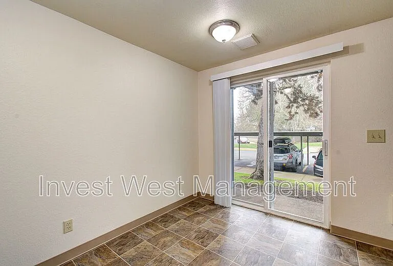 1861 Kingsley Rd #77 — Photo 6