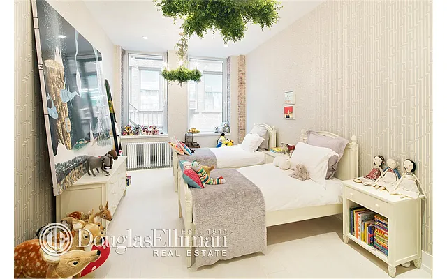 Sold by Douglas Elliman | media 6