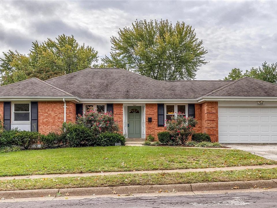 1st image of 8022 Blackberry Ave