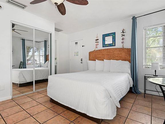 5th image of 170 Roosevelt Dr APT 9
