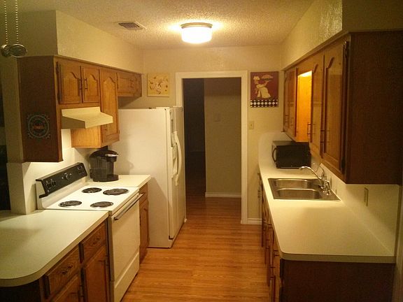 5th image of 1711 Cliffcrest Dr
