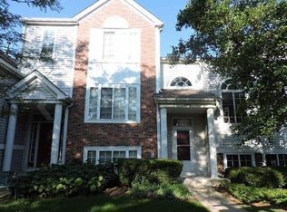2285 Dawson Ln #102, Algonquin, IL