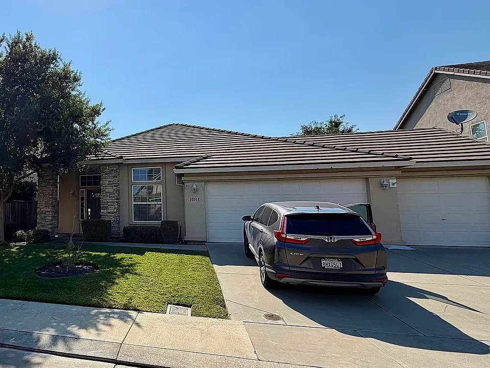 10317 Reflection Ln