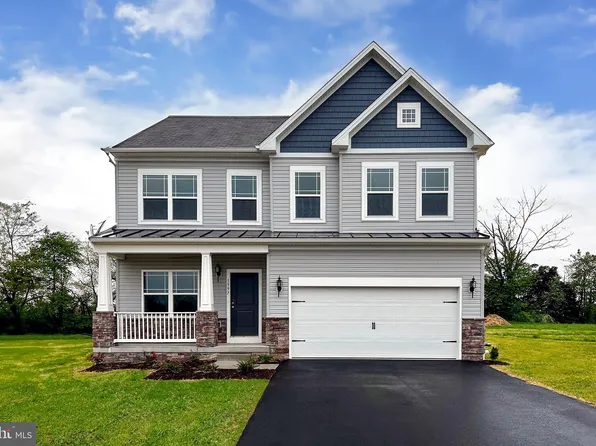 1597 Falcon Ln, Chambersburg, PA 17201