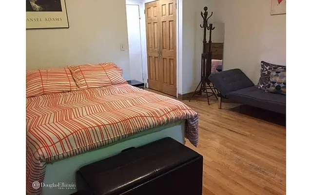 Rented by Douglas Elliman | media 18