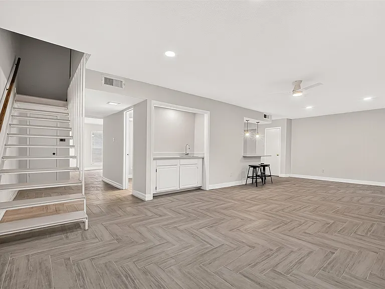 10383 Briar Forest Dr — Photo 10