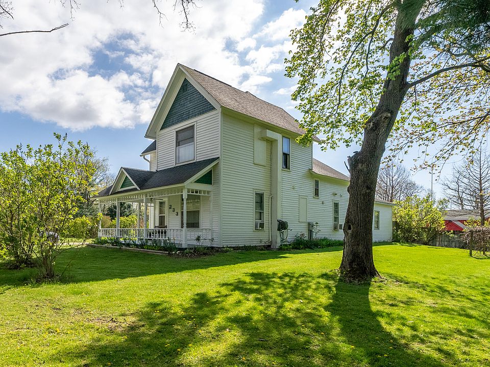 1st image of 233 Burgess Dr