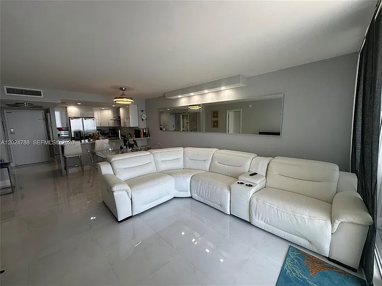 2030 S Ocean Dr #916 — Photo 3