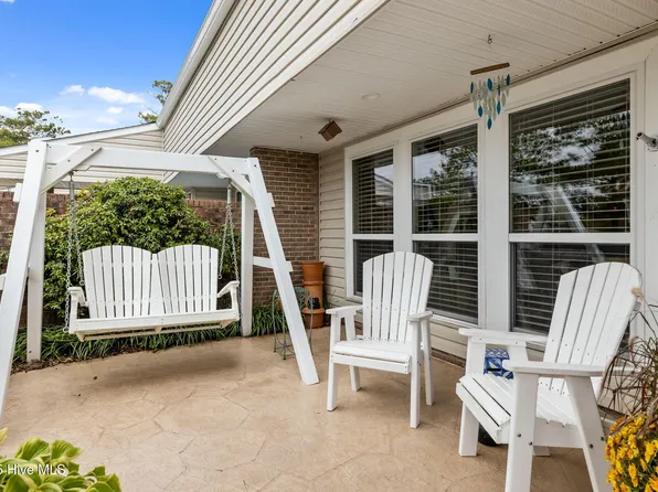 209 Sound Court, Morehead City, NC 28557