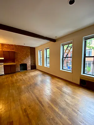 Rented by Brooklyn Heights Real Estate Inc | media 26