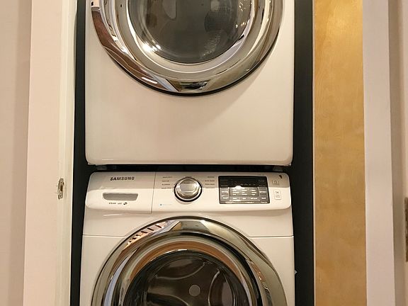 4th image of 717 Macdonough St #2