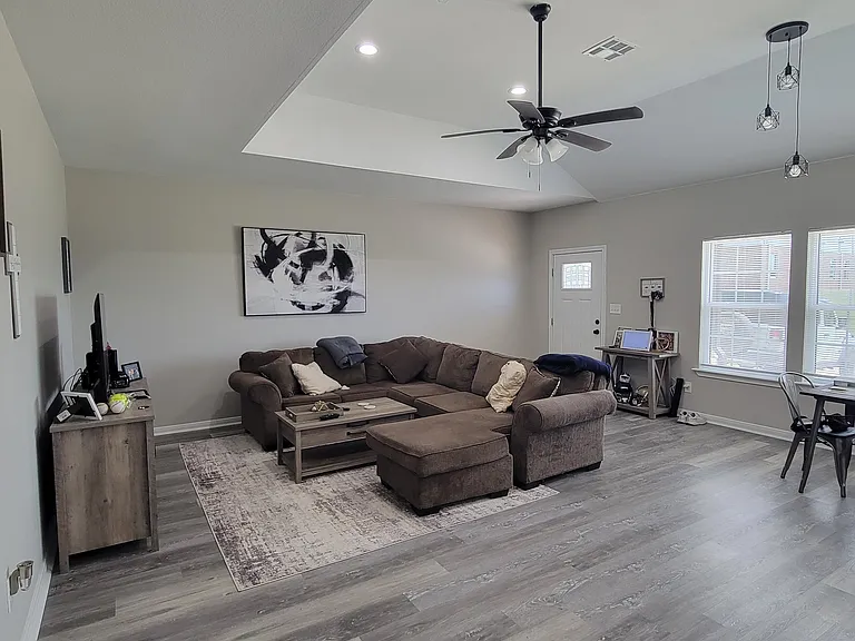 112 Coralee Ln — Photo 23