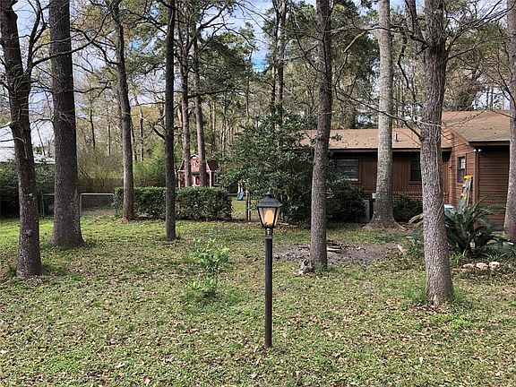 3rd image of 16430 Stinson Ln