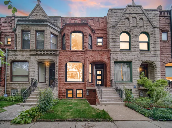 4752 S Champlain Ave, Chicago, IL 60615