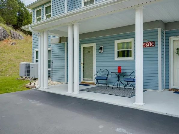 98 Gardenside Blvd, Lebanon, VA 24266