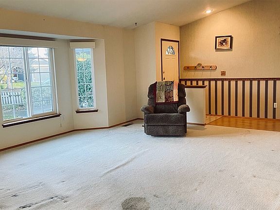5th image of 9510 53rd Avenue NE