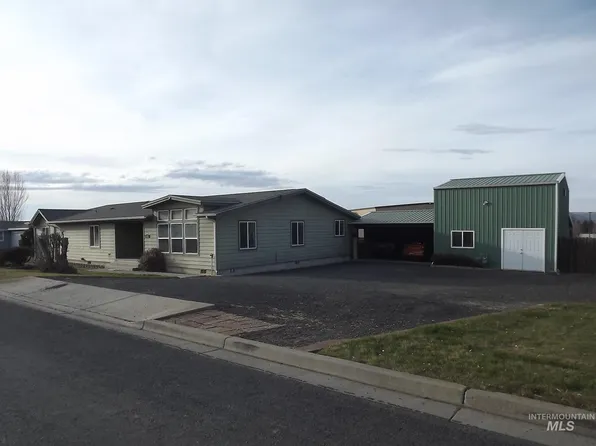 1335 Birch Ave, Lewiston, ID 83501