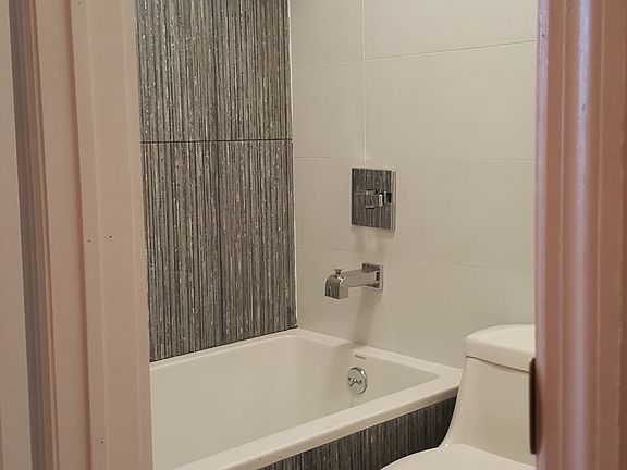 4th image of 259 1/2 Powers St #4S
