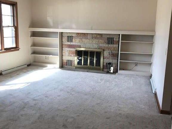 2nd image of 3514 Hiawatha Dr