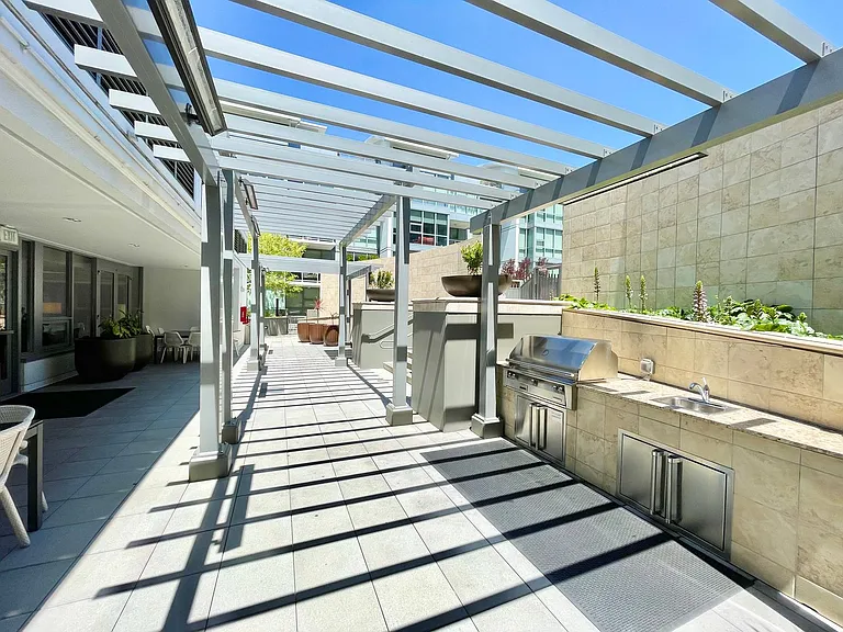435 China Basin St #322 — Photo 32