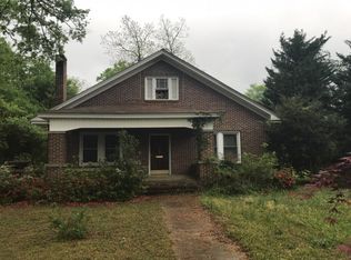 206 Hampton Ave, Clinton, SC 29325