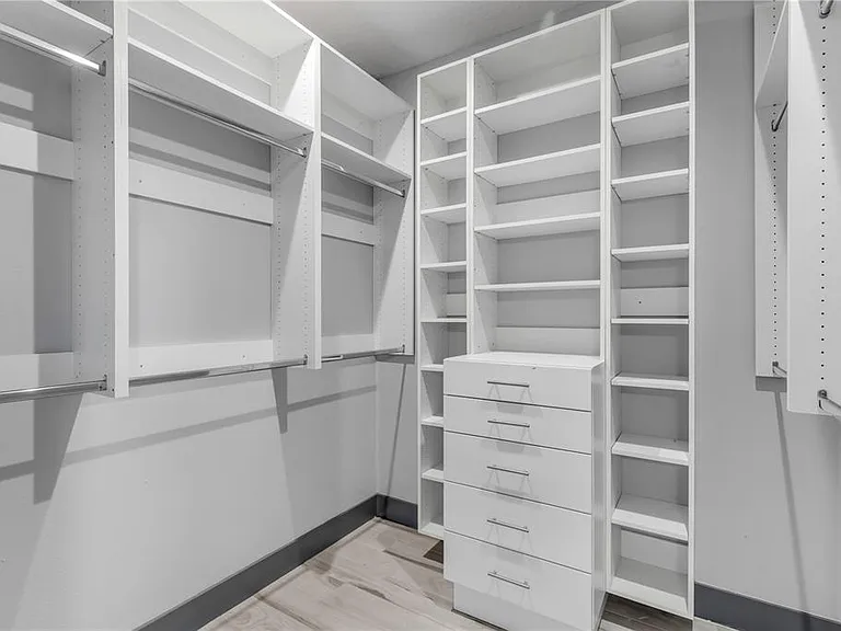 701 E 3rd Ave #PENTHOUSE — Photo 37