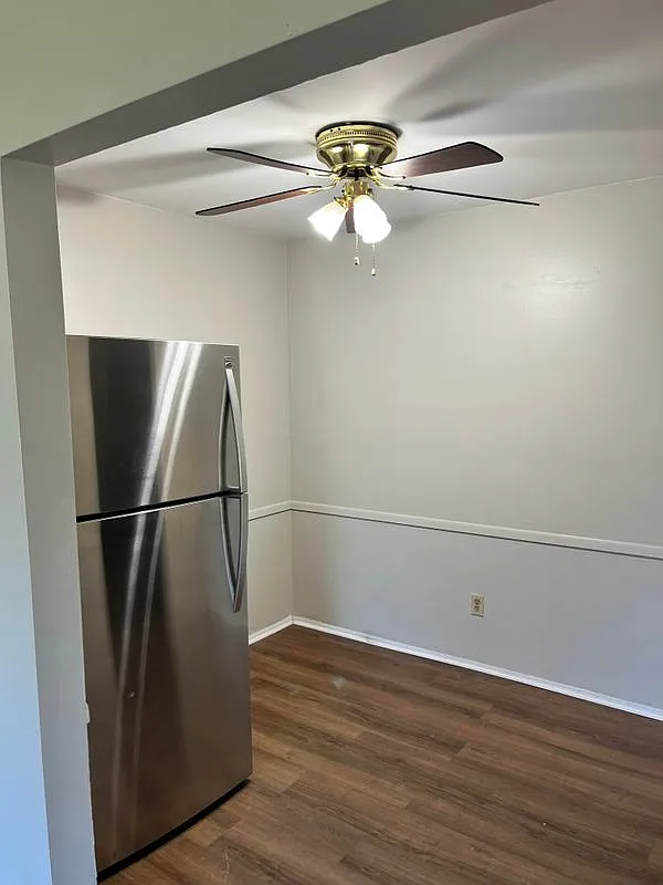 1 bed, 1.0 bath, 600 sqft, $950 — Photo 2