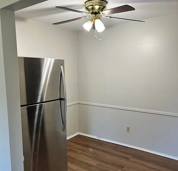 6930 Yale St #5 — Photo 2