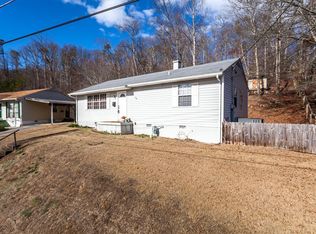 214 Alhambra Rd, Oak Ridge, TN 37830