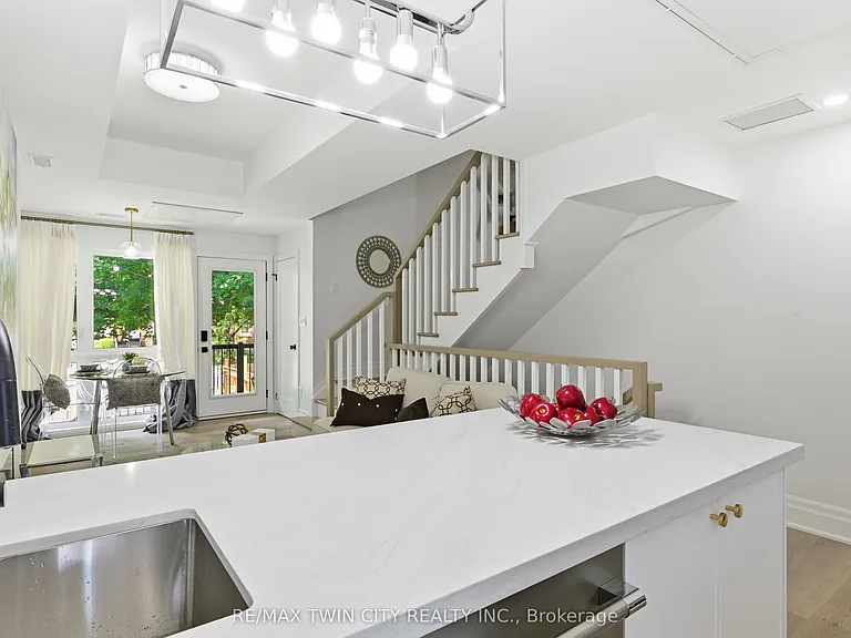 37 Edwin St #2 — Photo 7
