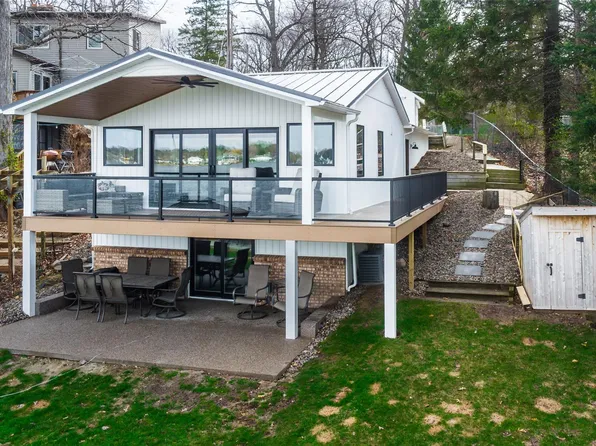 16436 Hilltop Dr, Linden, MI 48451