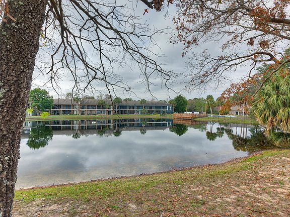 3rd image of 6188 Lake Lugano Dr #6188