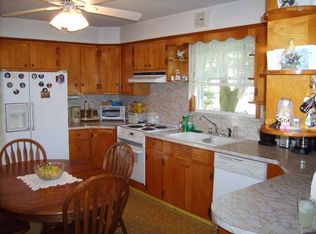 447 N 2nd St, Hammonton, NJ 08037