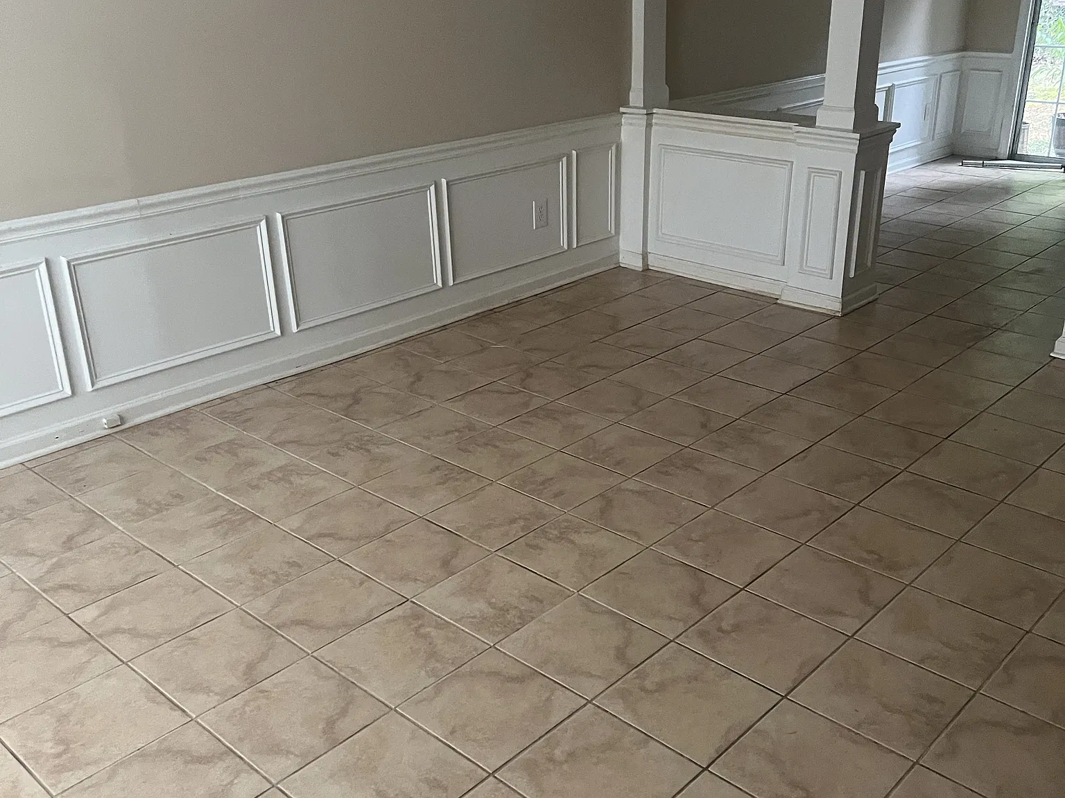 2 bed, 1.5 bath, 1000 sqft, $1,595 — Photo 3